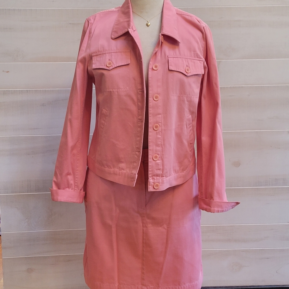 DKNY City size M jacket with skirt